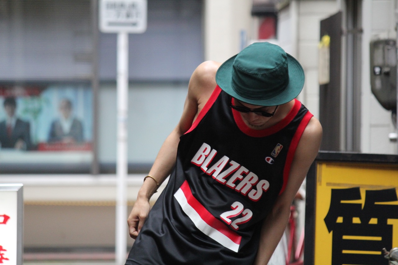 Clyde Drexler style – upperupper
